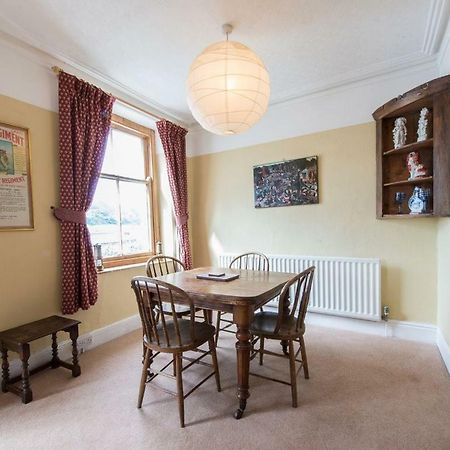 Glan Y Mor, 147 Station Road Apartment Deganwy Bagian luar foto