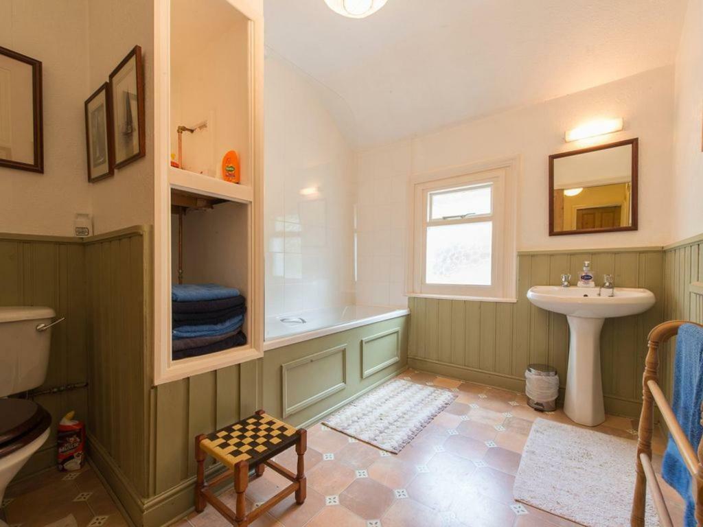 Glan Y Mor, 147 Station Road Apartment Deganwy Bagian luar foto