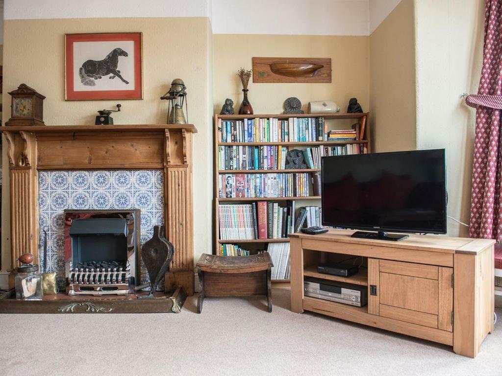 Glan Y Mor, 147 Station Road Apartment Deganwy Bagian luar foto